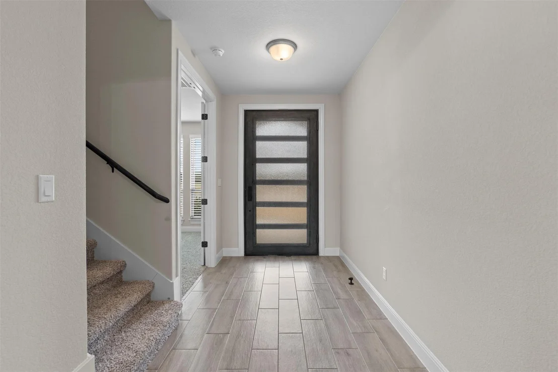 Photo of 305 Miranda WAY