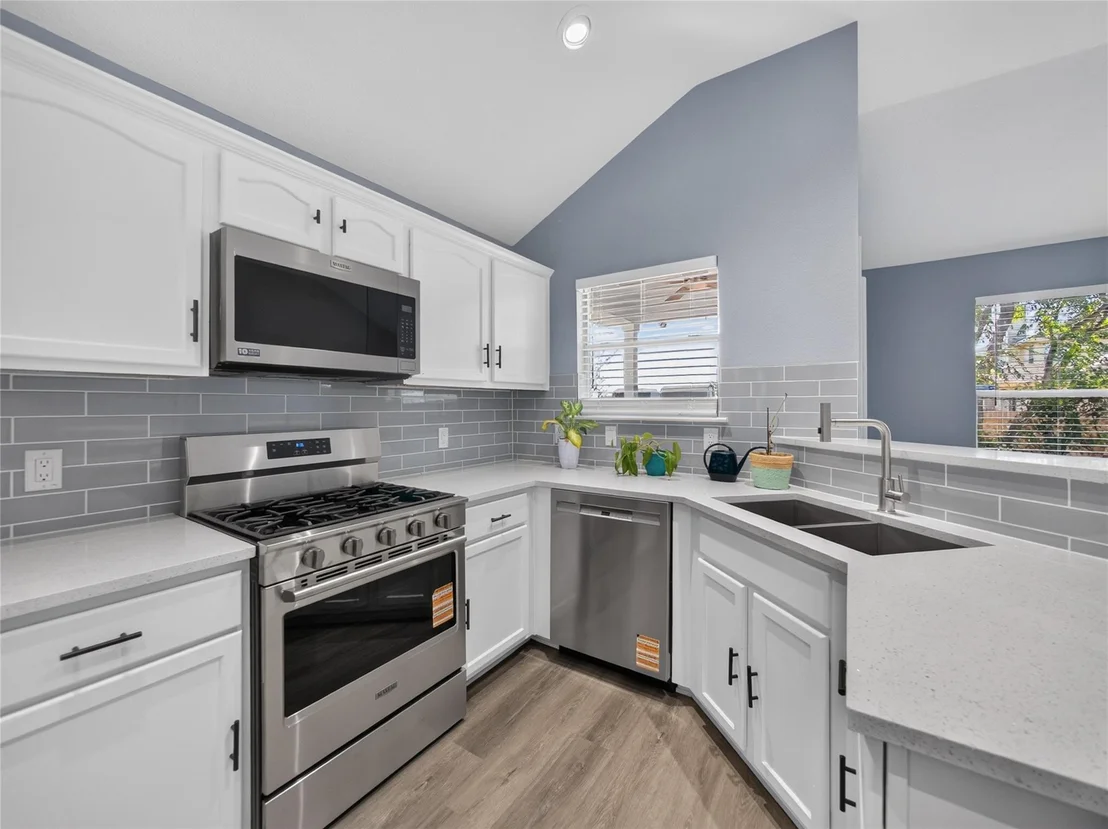 Photo of 14303 Cummins WAY