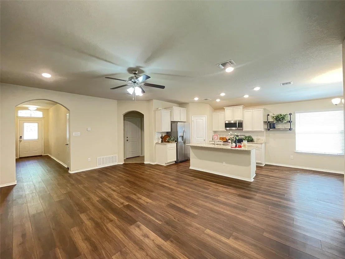 Photo of 4805 Rosaline DR