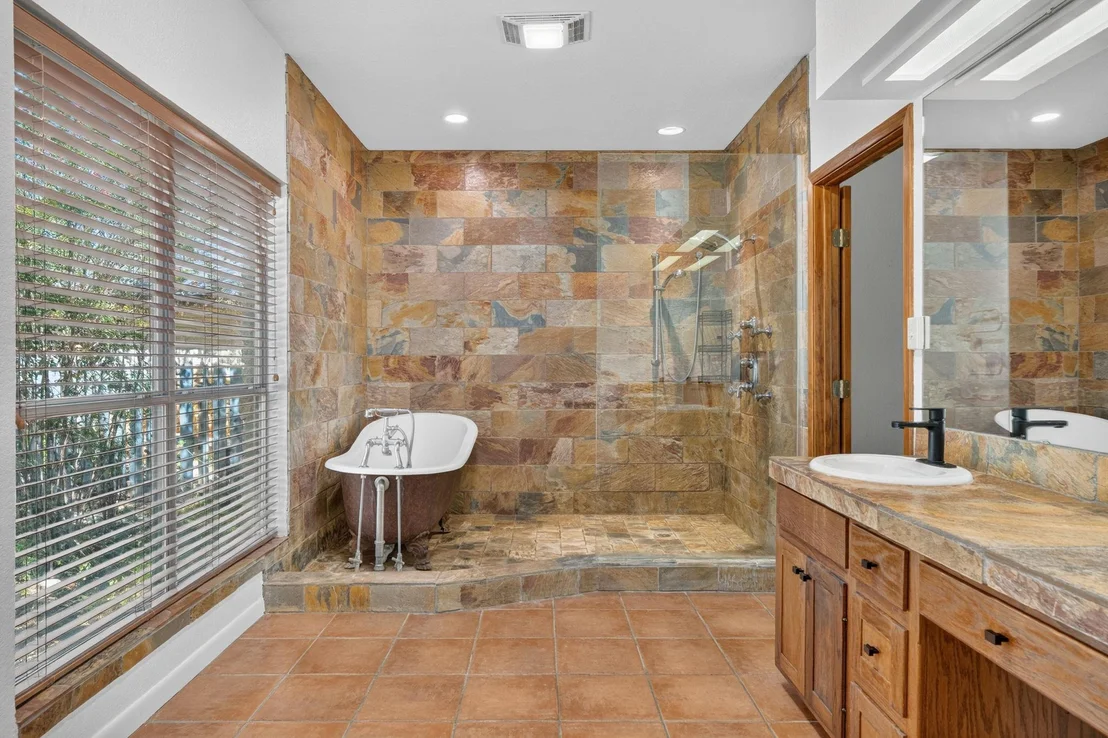 Photo of 3405 Bee Creek RD