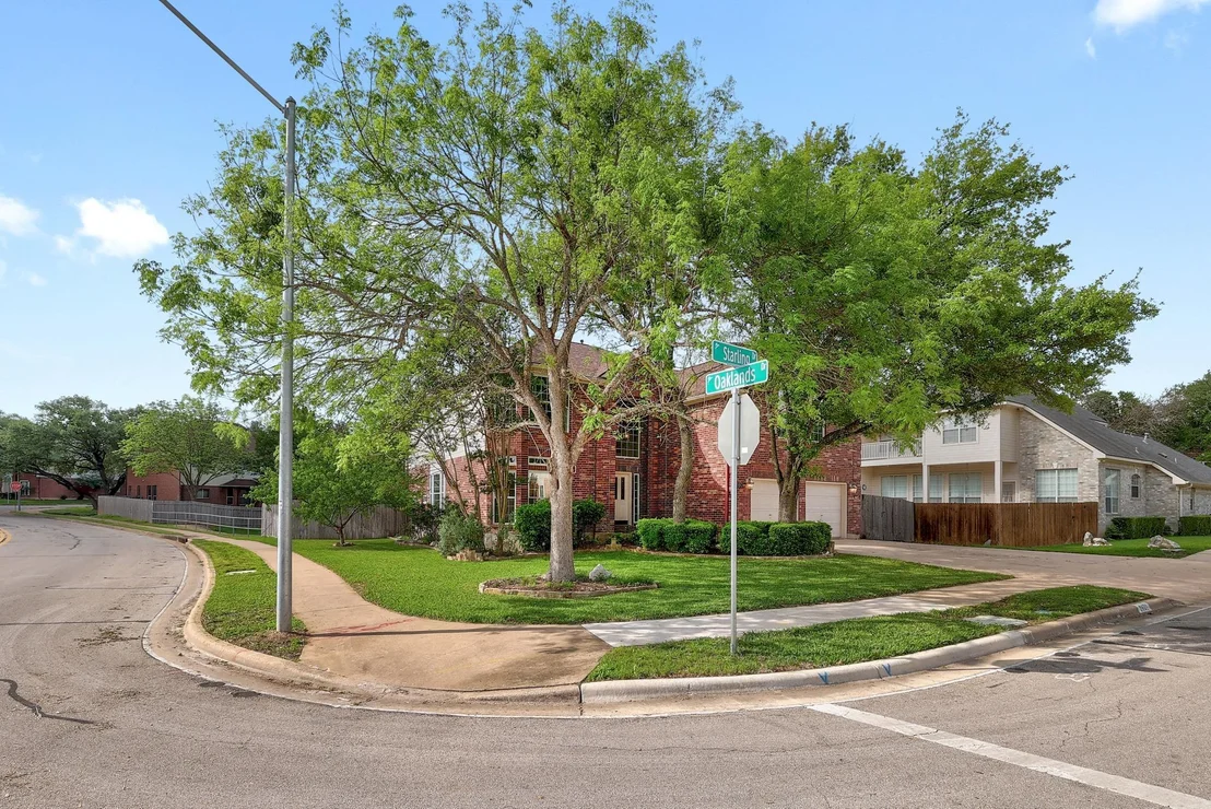 Photo of 2601 Starling DR
