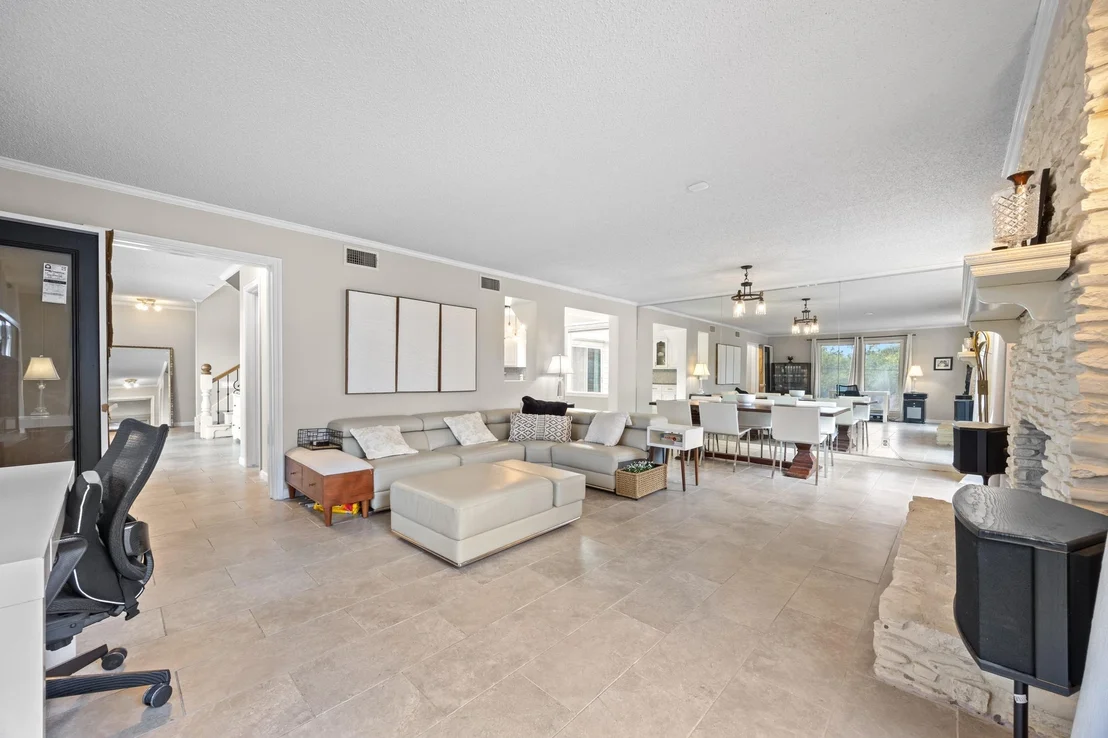 Photo of 13207 Mansfield DR
