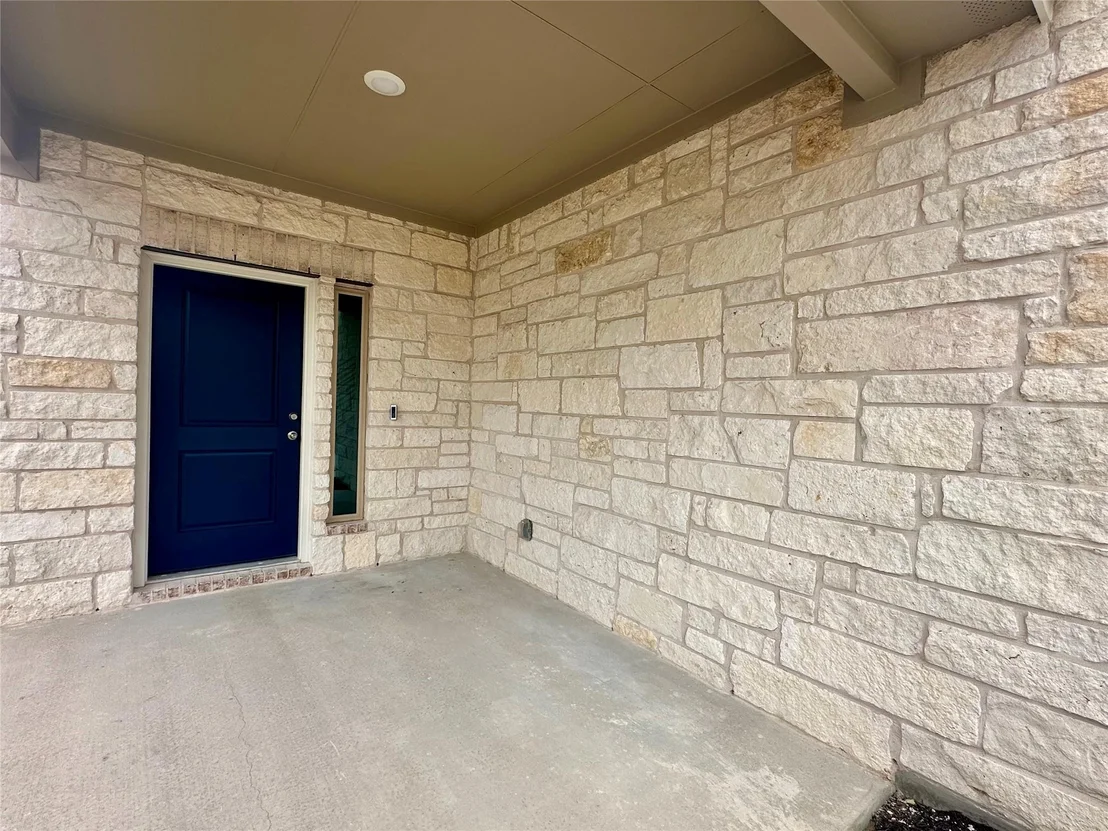 Photo of 172 White Horses DR