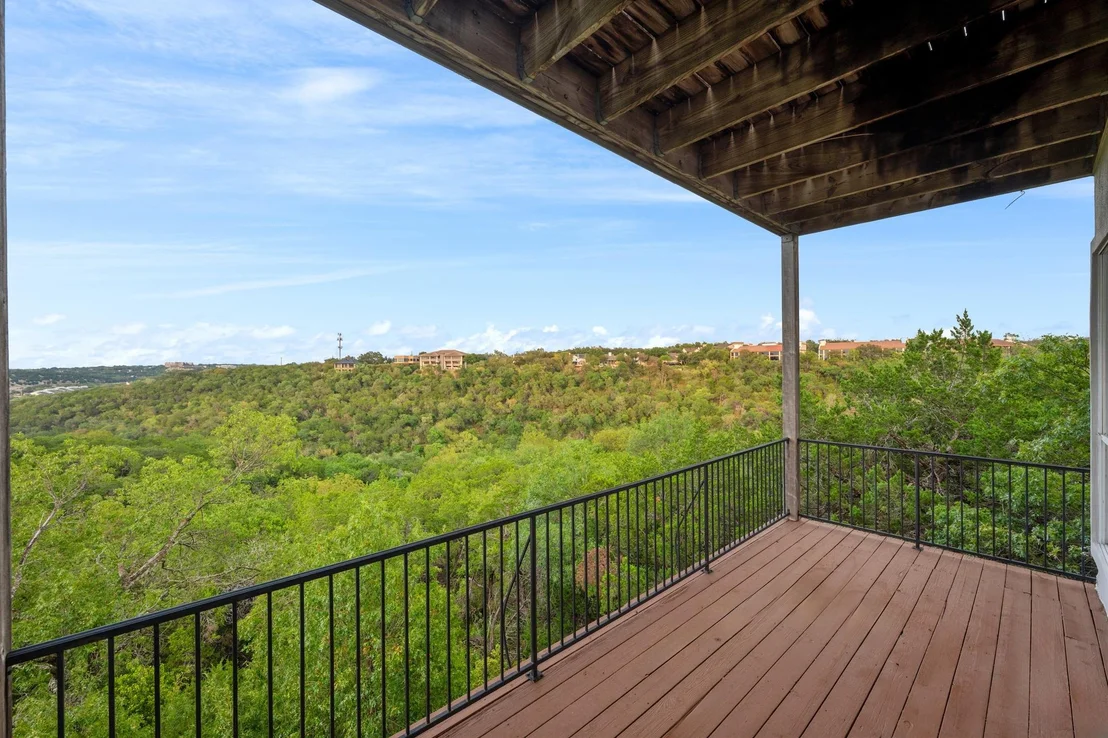 Photo of 5000 Valburn CT