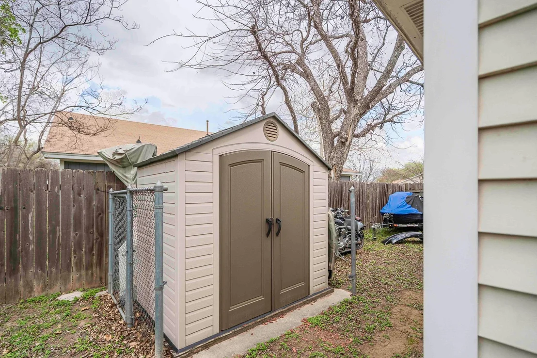 Photo of 1910 Andover DR