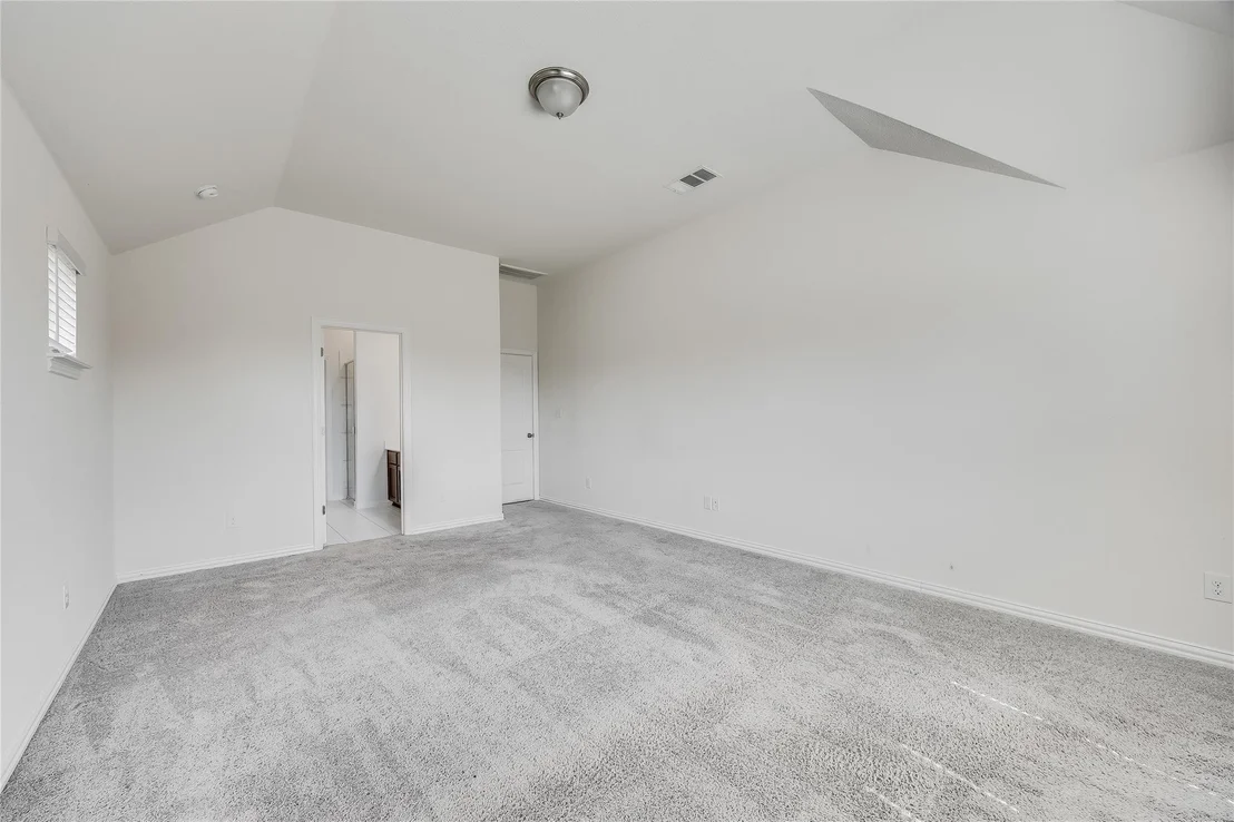 Photo of 5909 Toscana TRCE