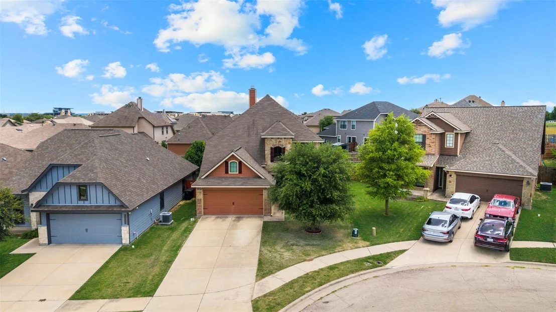Photo of 3306 Castleton DR