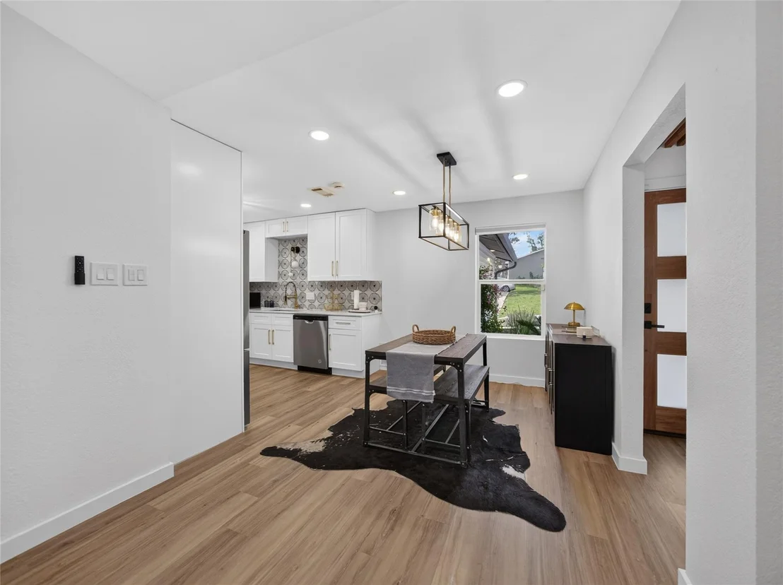 Photo of 2102 Lear LN