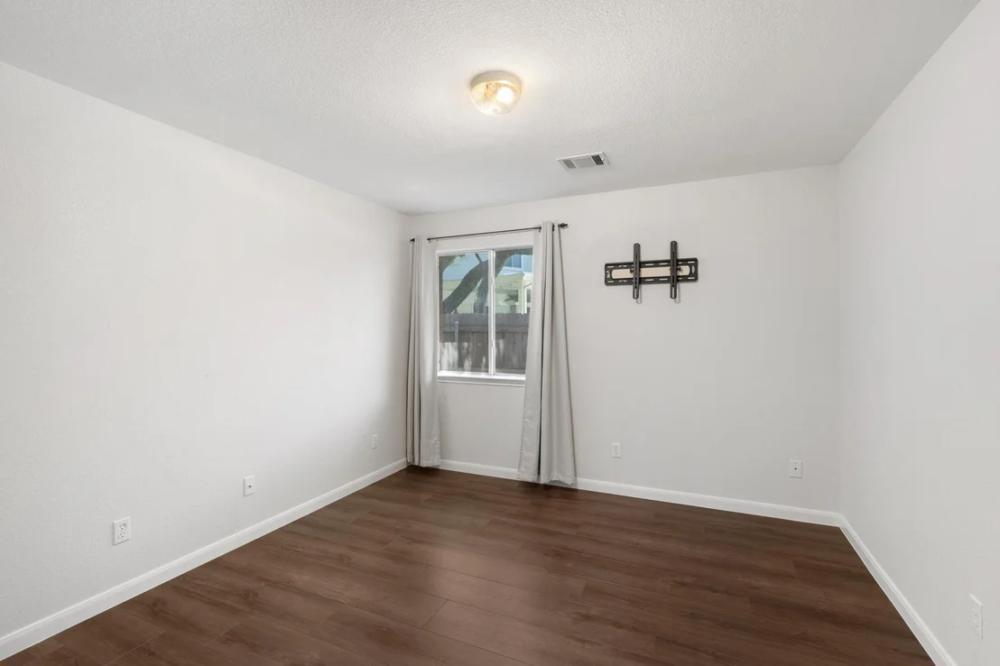Photo of 809 LA CREMA CT