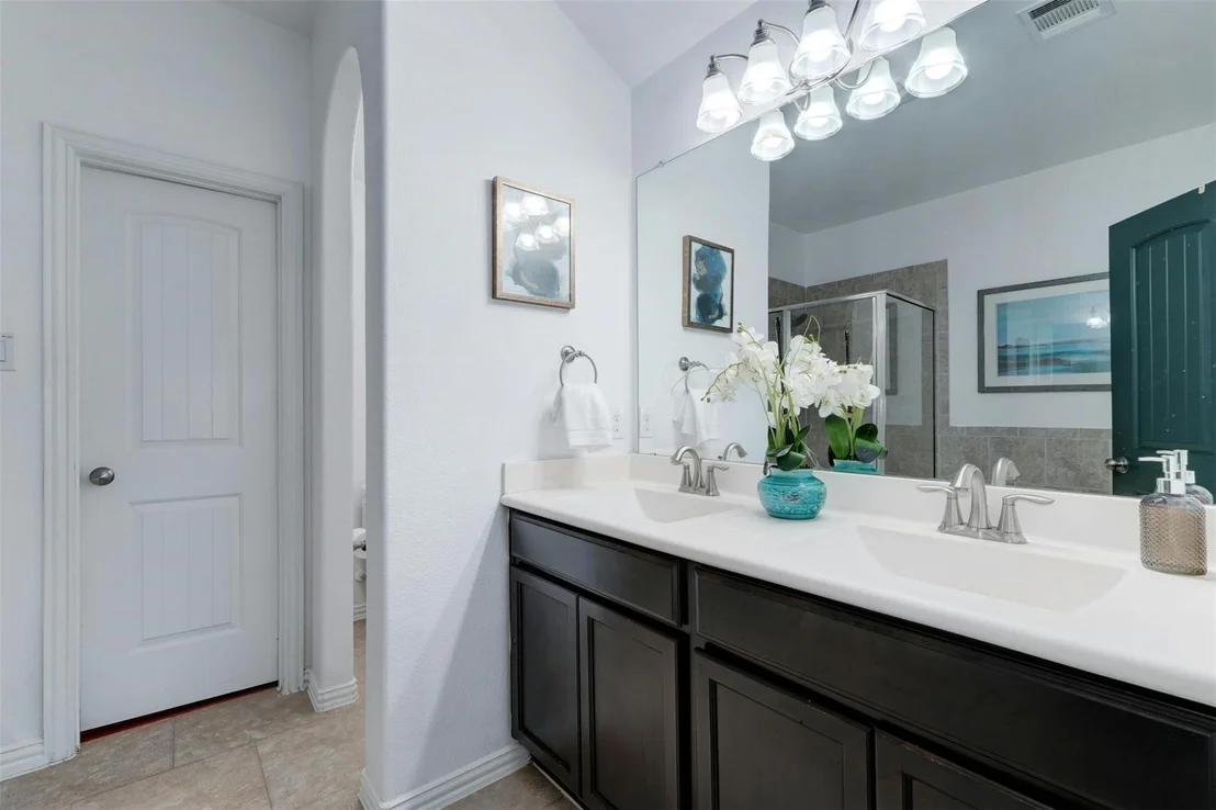 Photo of 405 Briar Park DR