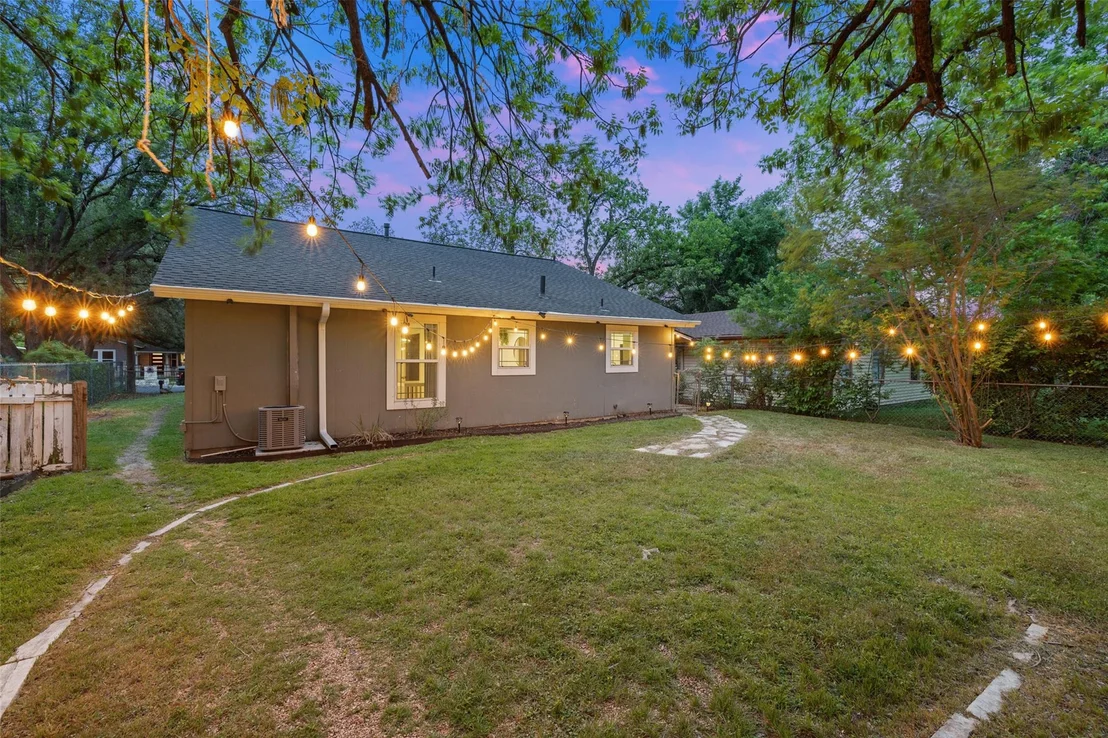 Photo of 3208 Goodwin Ave