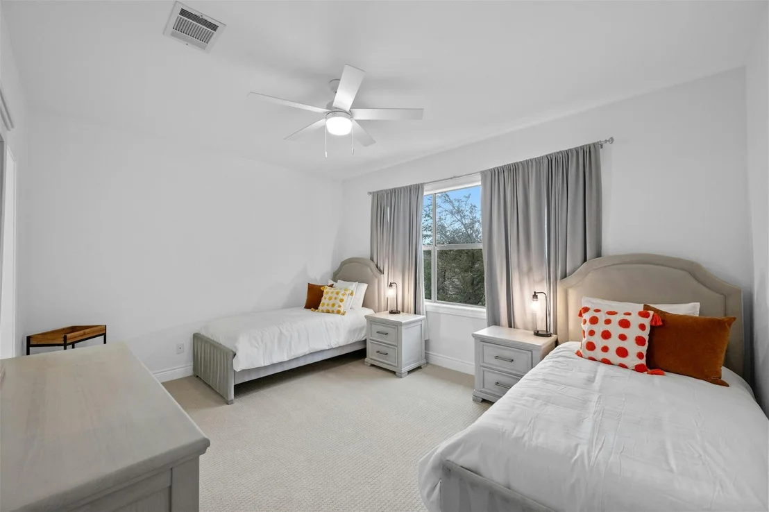Photo of 7 Applegreen LN