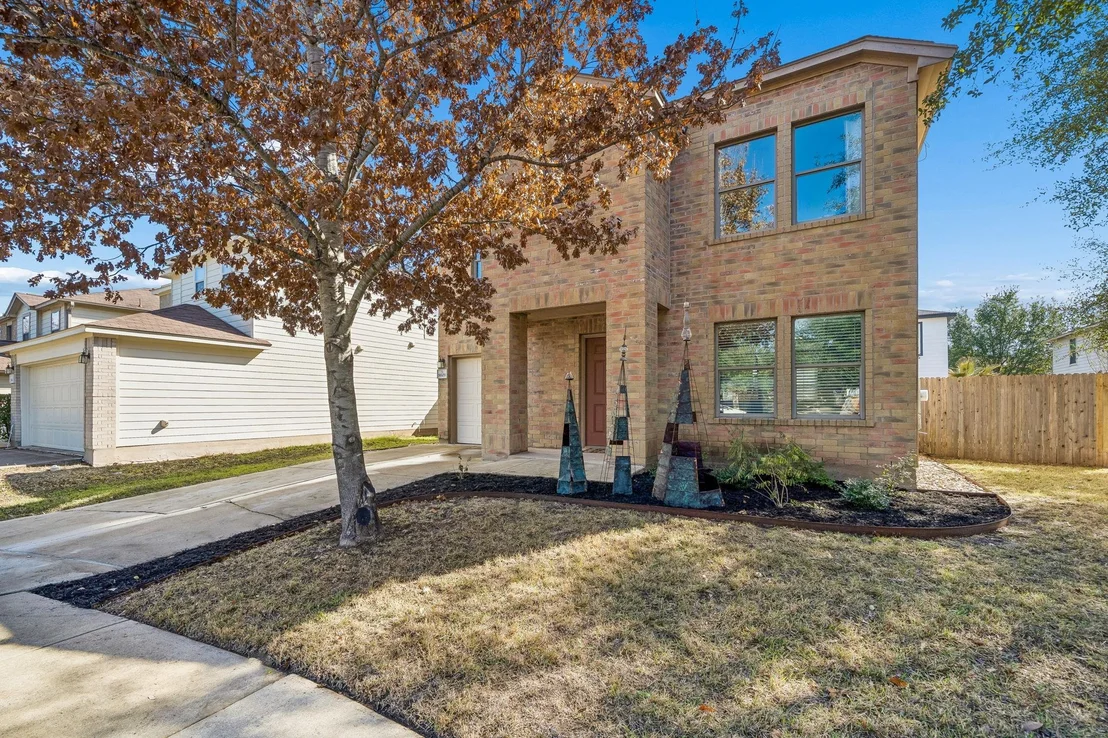 Photo of 8609 Quinton CV