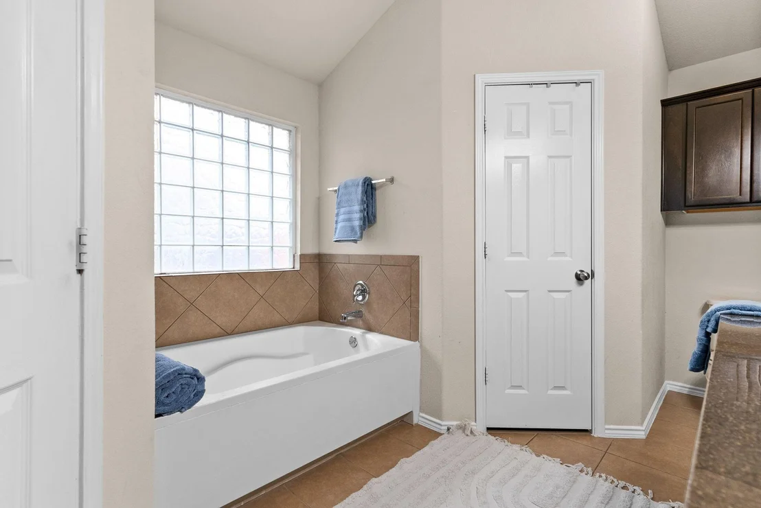 Photo of 801 Rowdy DR