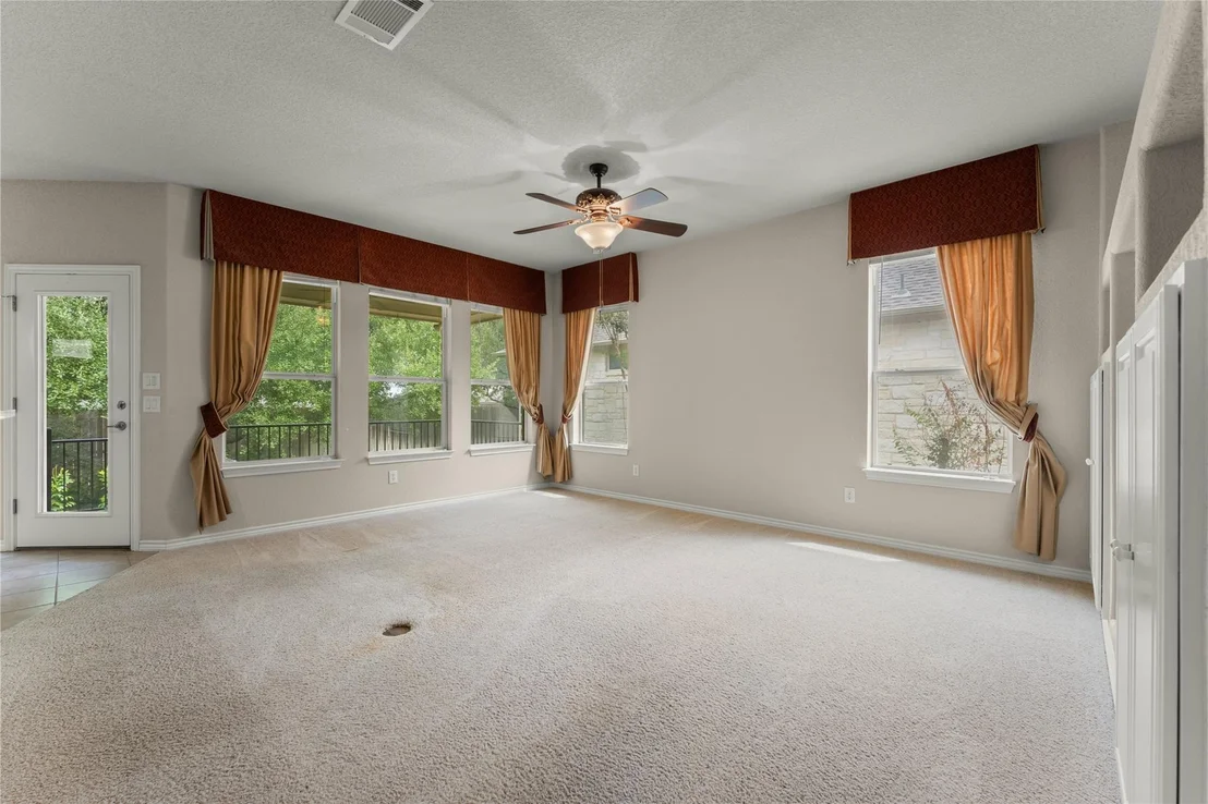 Photo of 302 Brazos DR