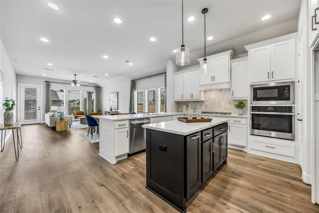 Photo of 200 Green Knoll LN