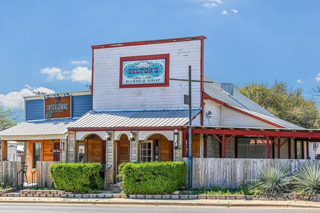 Photo of 405 Geyser Ave