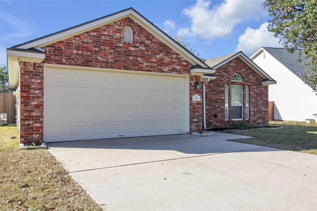 Photo of 3107 Burlington