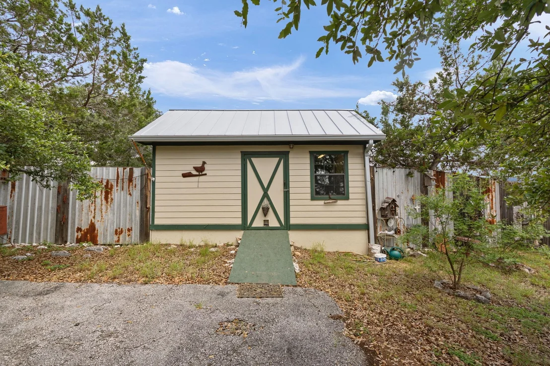Photo of 544 River View DR