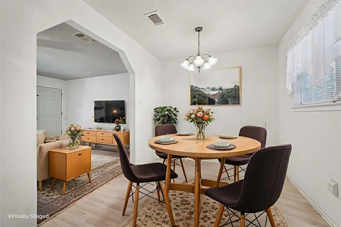 Photo of 1403 Circle DR