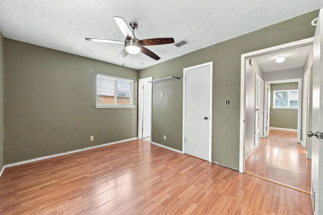 Photo of 7004 Whispering Oaks DR