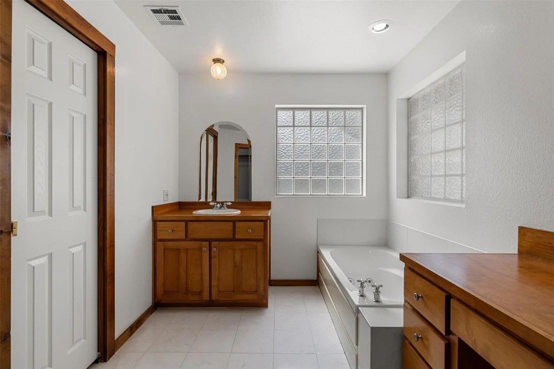Photo of 179 Rainbow DR