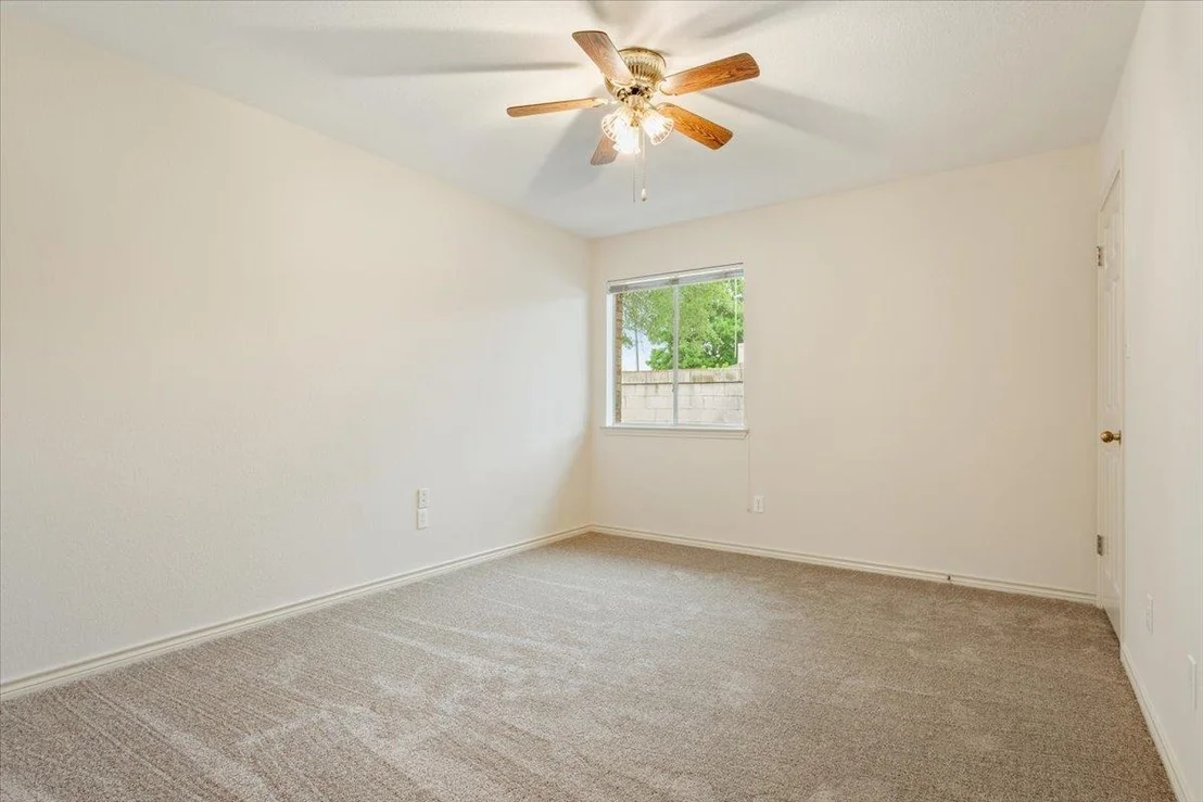 Photo of 2601 Grist LN