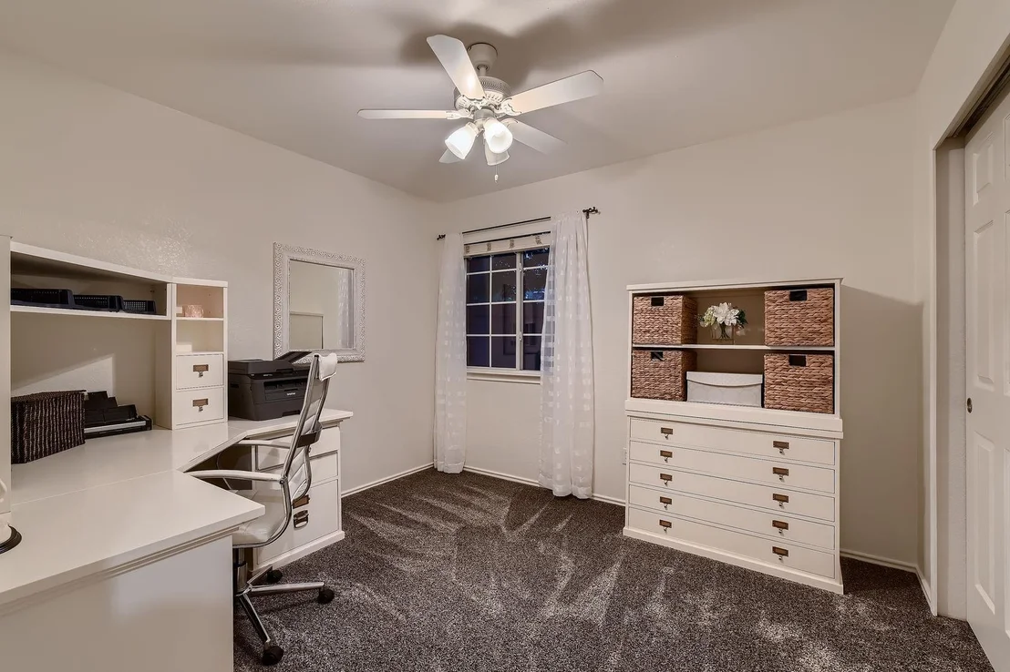 Photo of 2917 Perceval LN