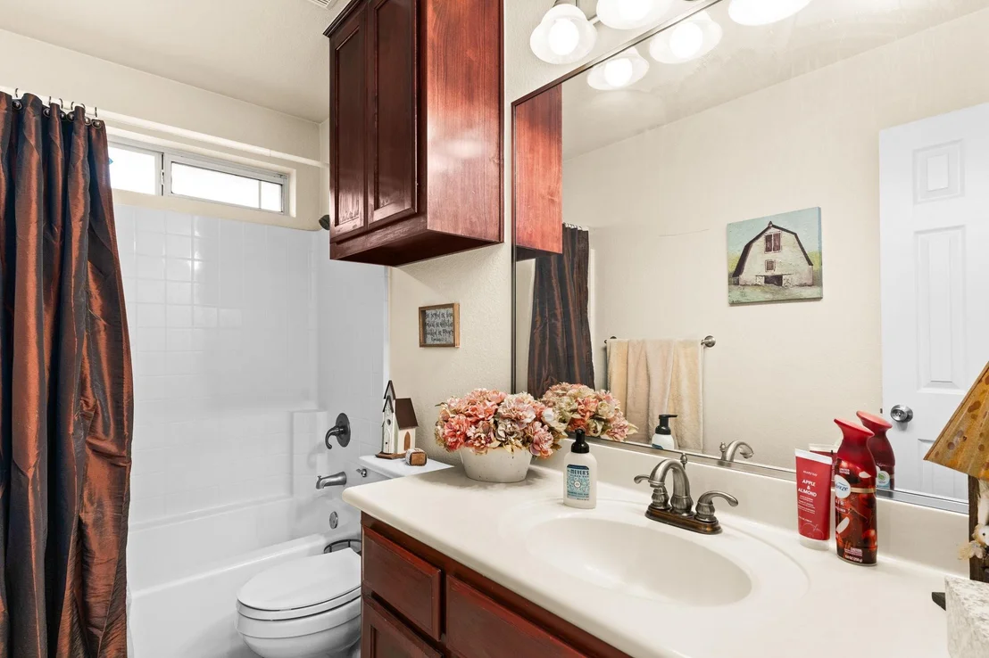 Photo of 1704 Walker Place BLVD
