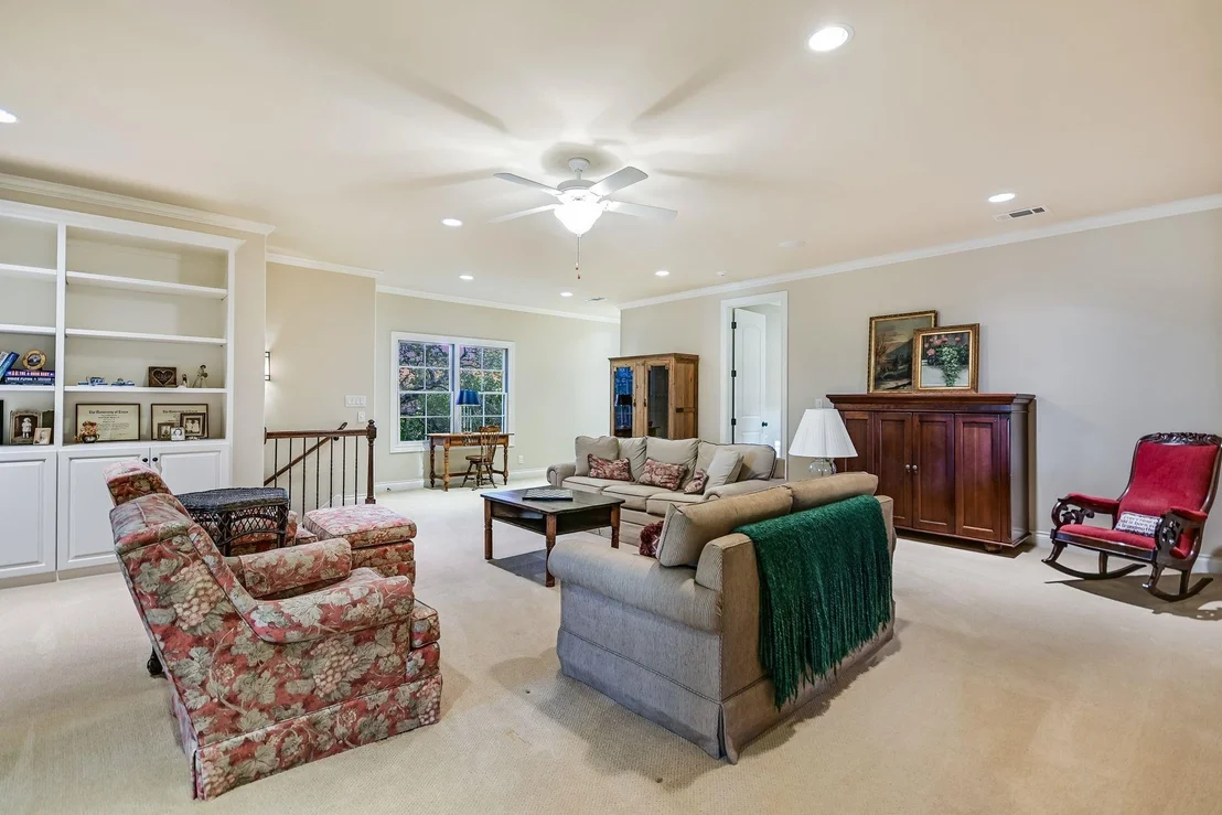 Photo of 3004 Travis Lakeside DR
