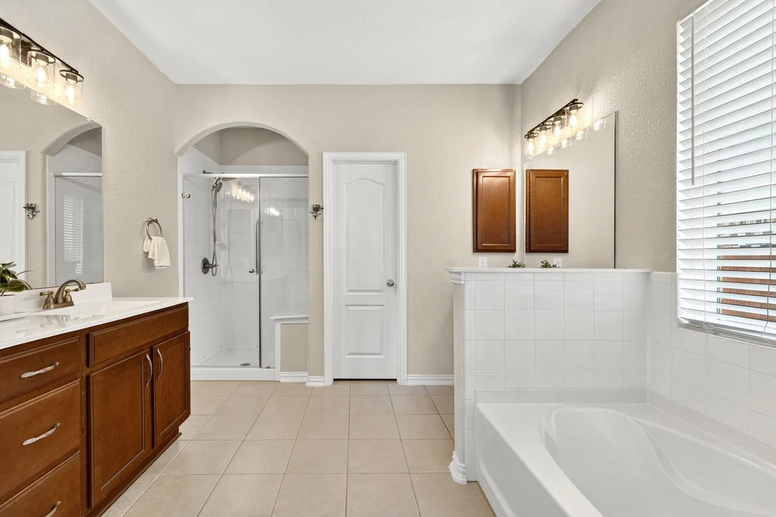 Photo of 136 Joseph DR