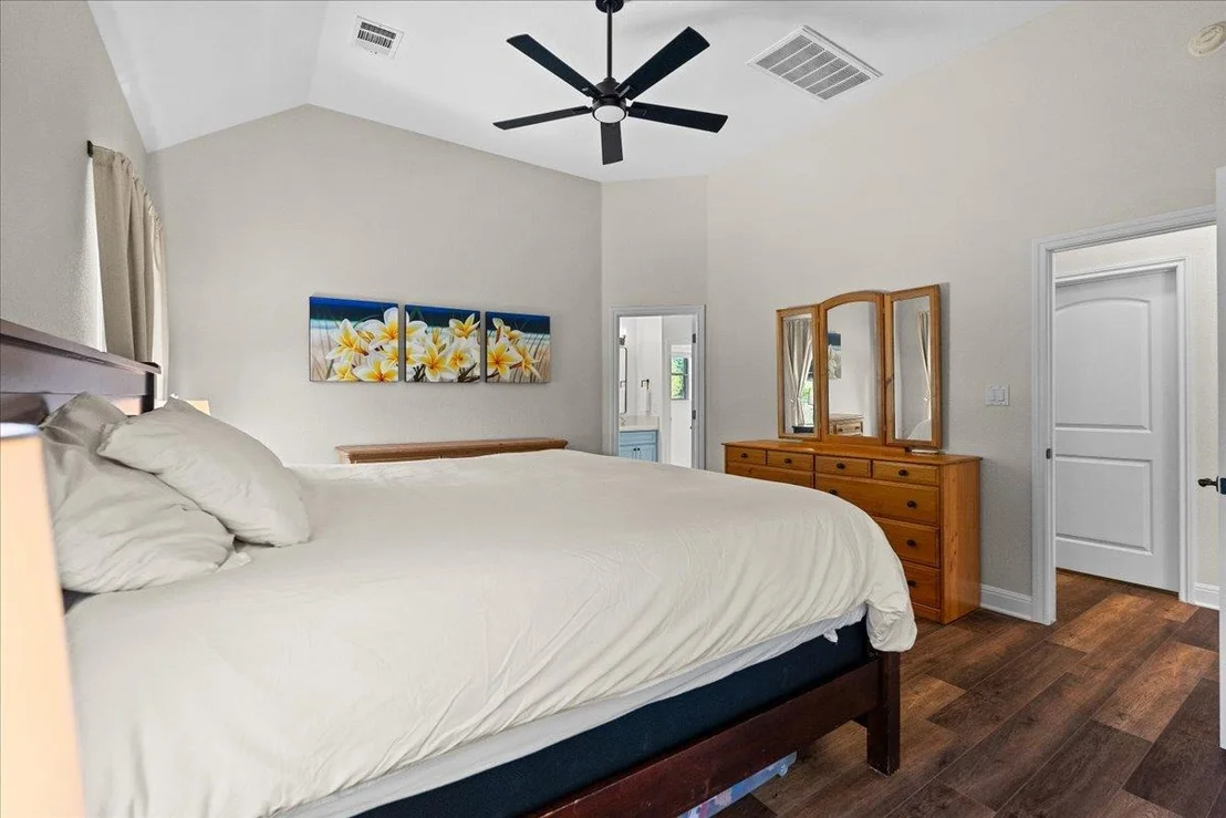 Photo of 10621 W Cave LOOP