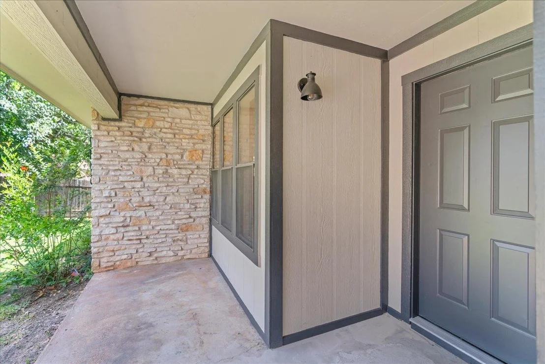 Photo of 2305 Donna DR
