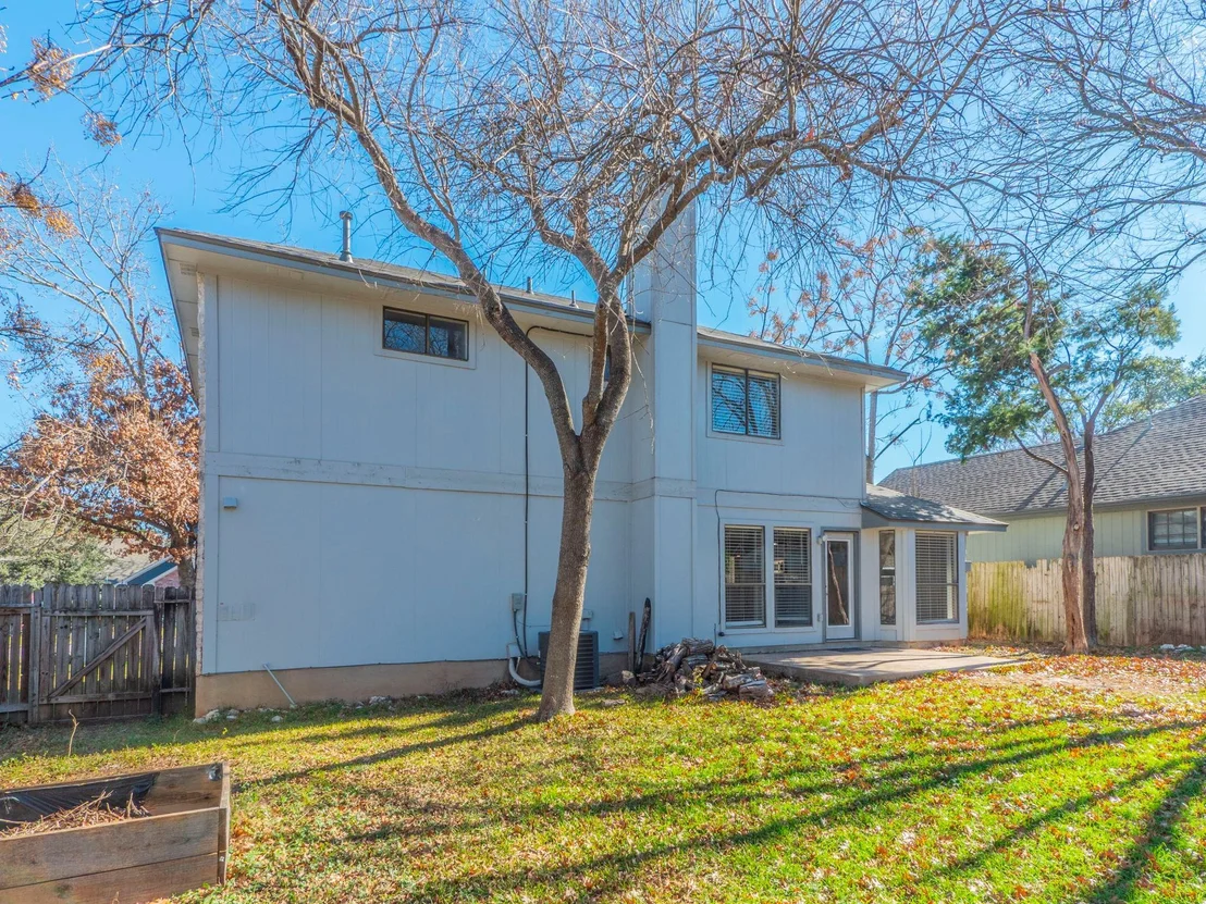 Photo of 1807 Parkwood DR