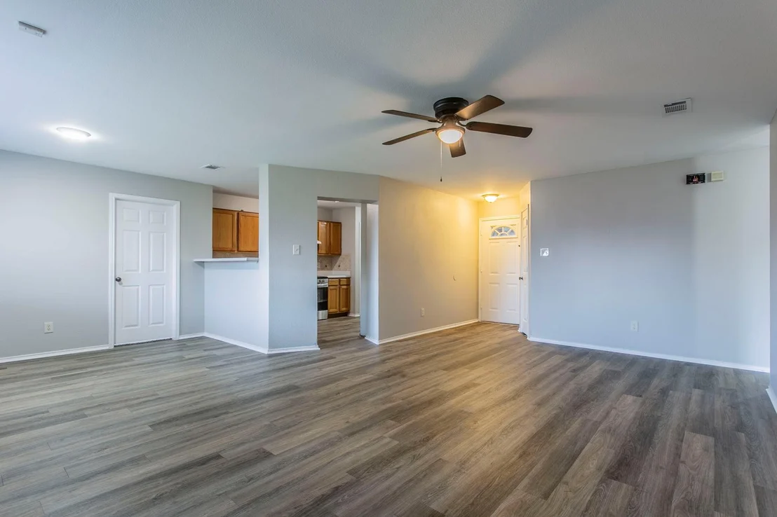 Photo of 1904 Basalt DR