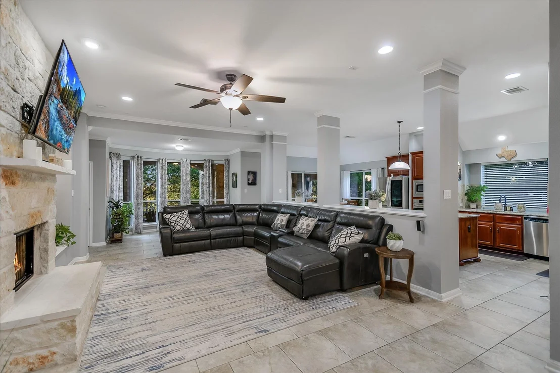 Photo of 300 Wesley Ridge DR