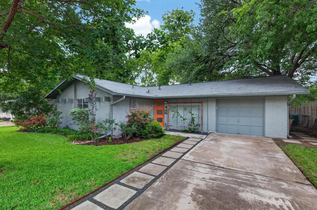 Photo of 1103 Chesapeake DR