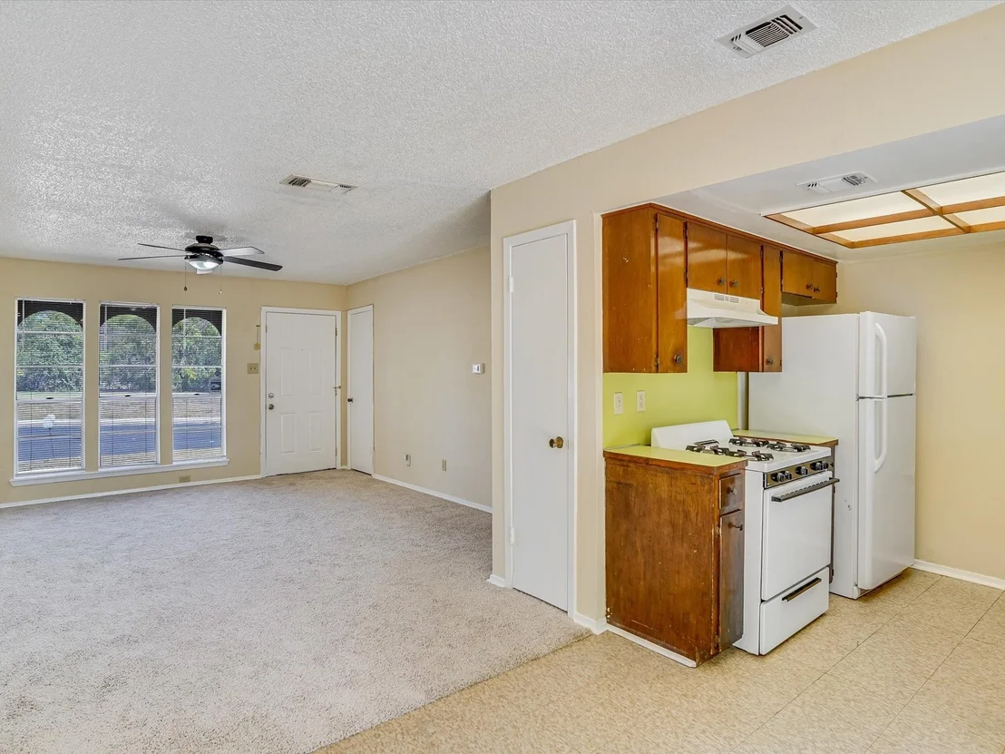 Photo of 819 Turtle Creek BLVD