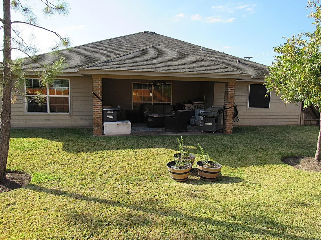 Photo of 911 Stonebrook DR