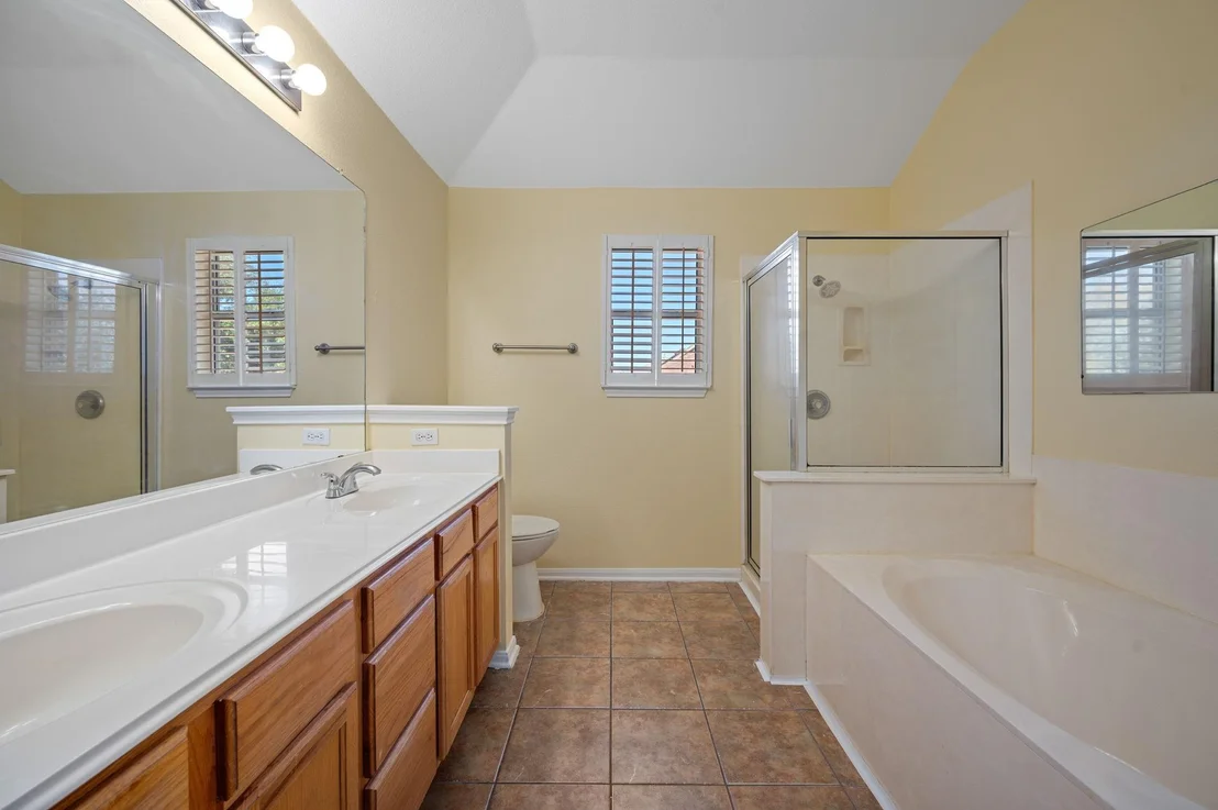 Photo of 229 Estate DR