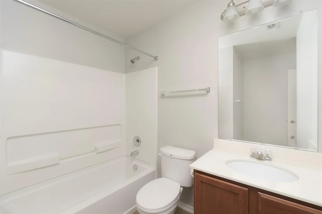 Photo of 11221 Kirkland Hill PATH