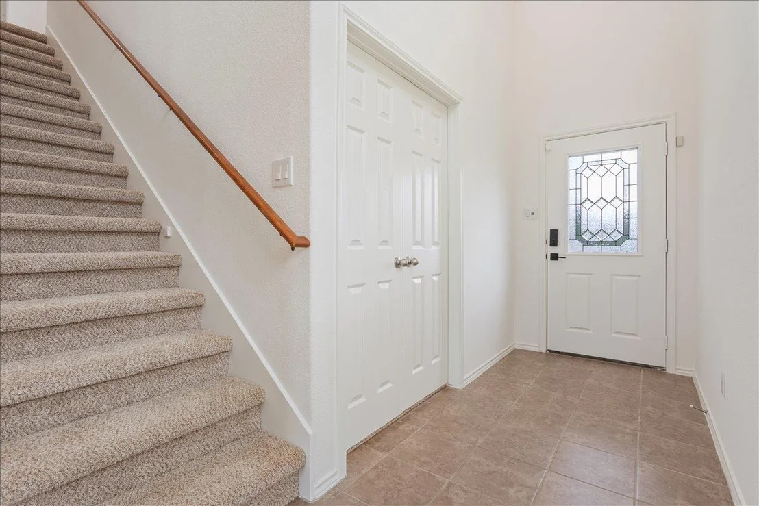 Photo of 240 Foster LN