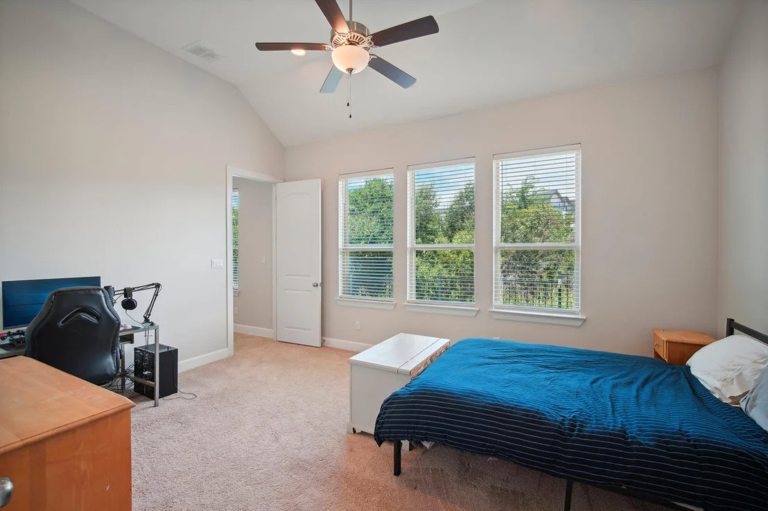 Photo of 134 Summer Square DR