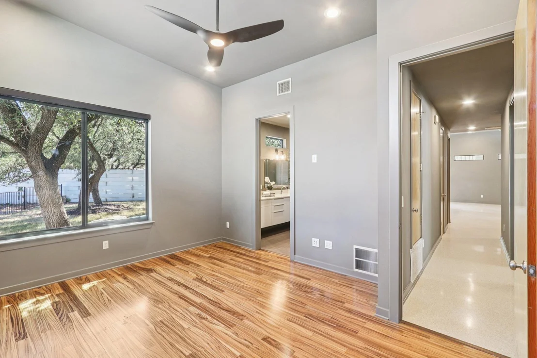 Photo of Unit 2 at 488 Starlight Village LOOP