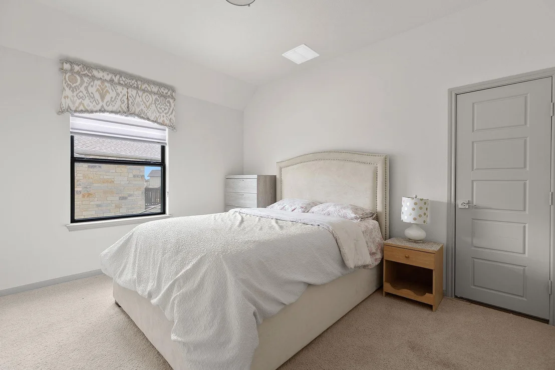 Photo of 109 Leon LOOP