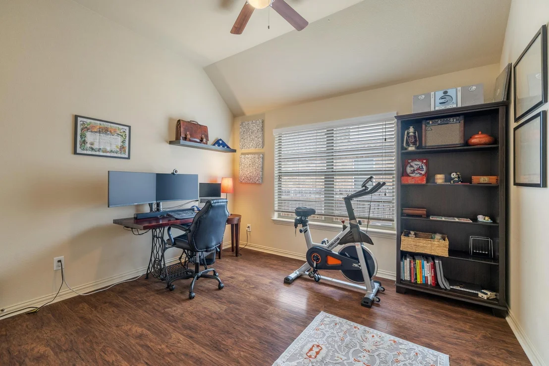 Photo of 921 Tabernash DR
