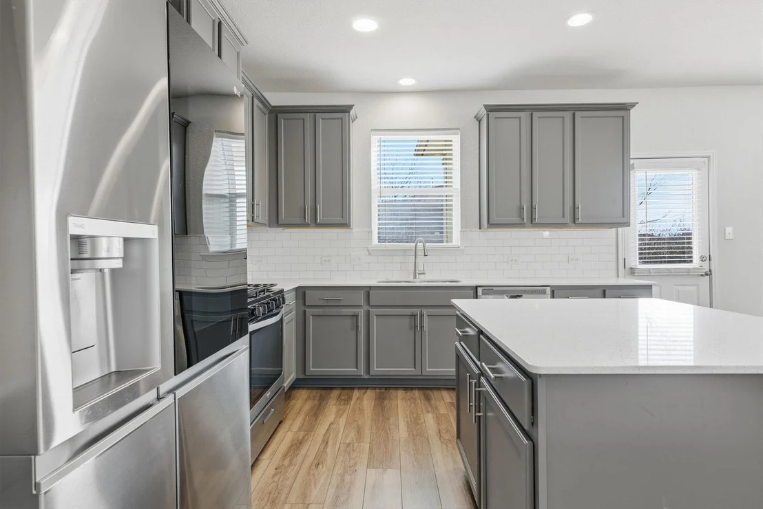 Photo of 211 Silver Glen DR