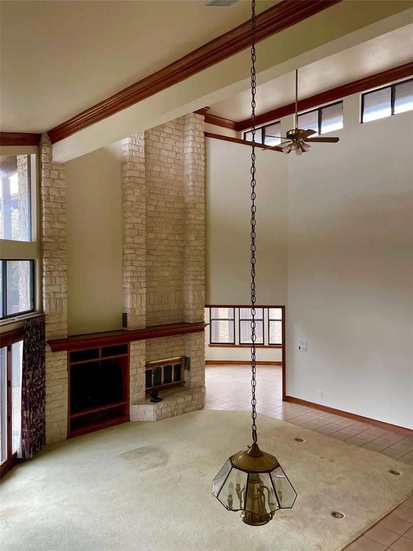 Photo of 4324 Far West BLVD