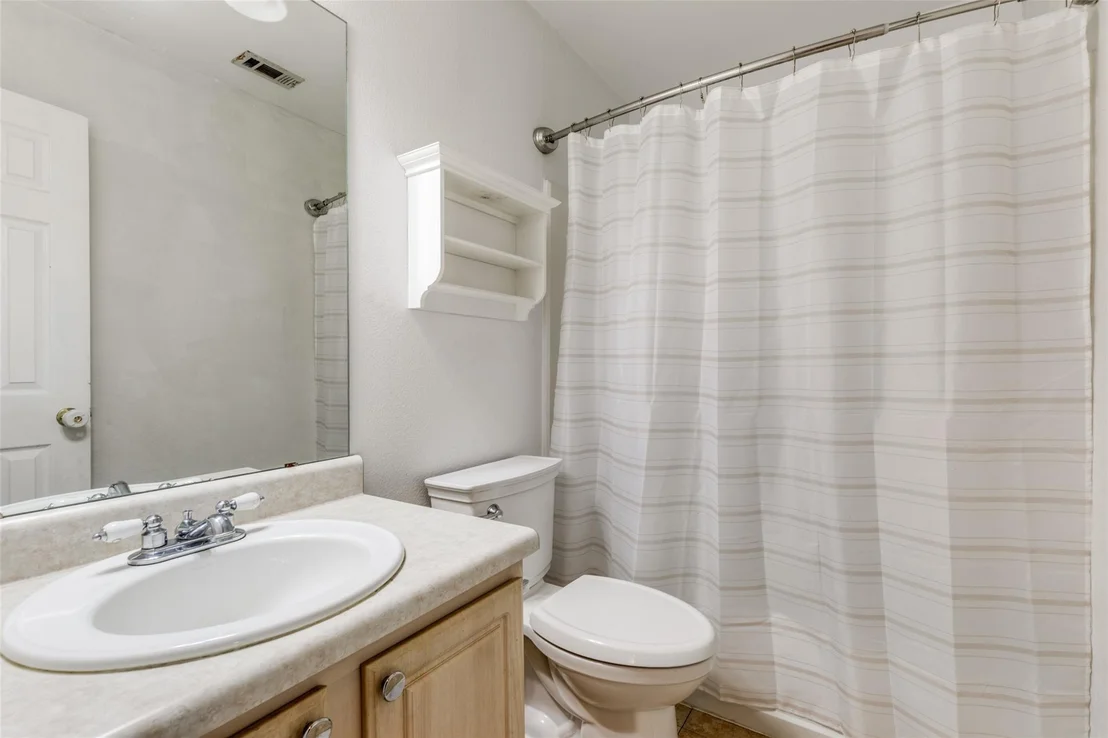 Photo of 272 Tobin DR
