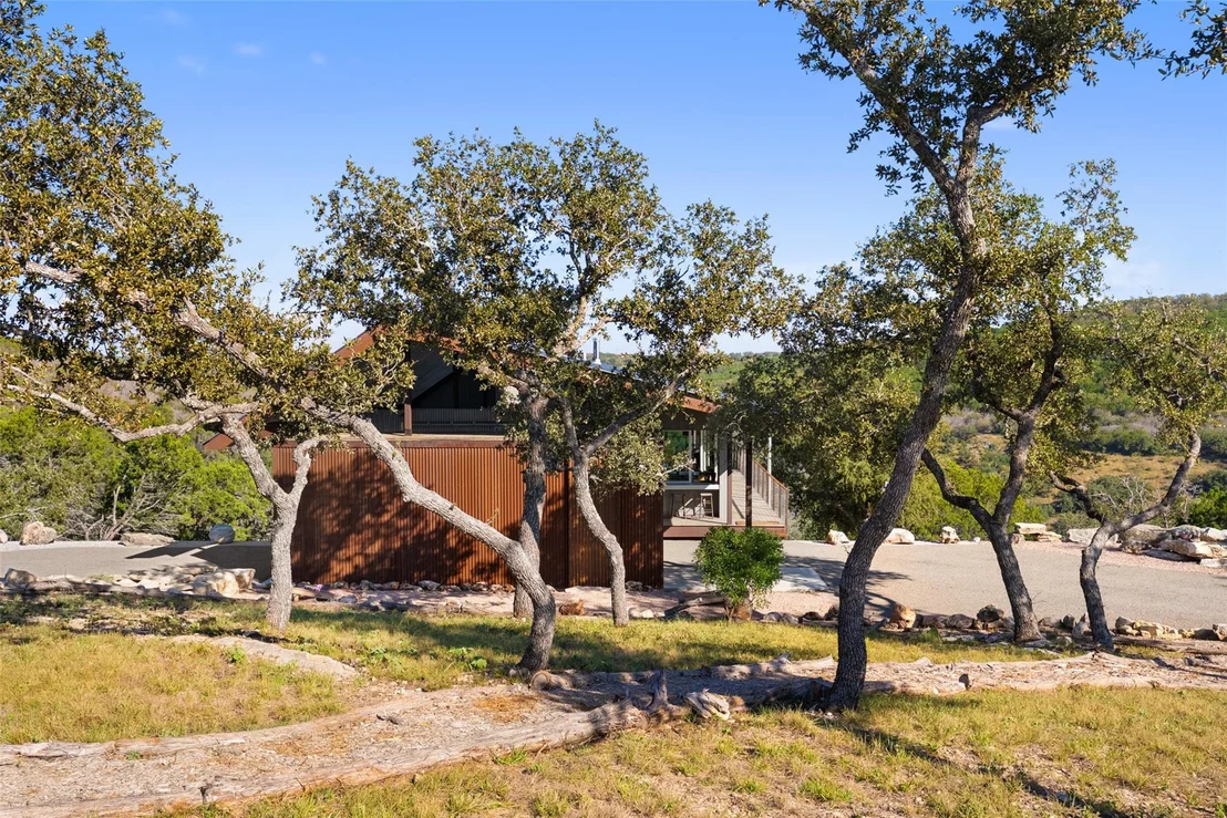 Photo of 2037 Wolf Creek Ranch RD